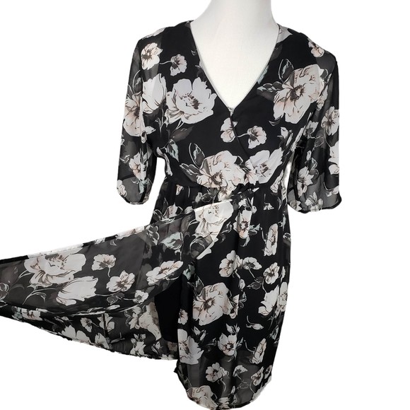 Sienna Sky Women's size X-Small Black Lined Floral Dress - Gently Used - Picture 3 of 8